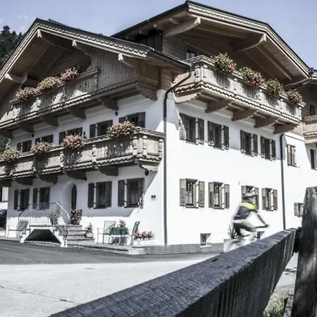 Apartment Söllbacherhof Fügen