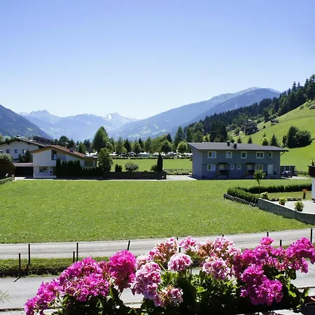 Appartementhaus Soellbacherhof Fuegen